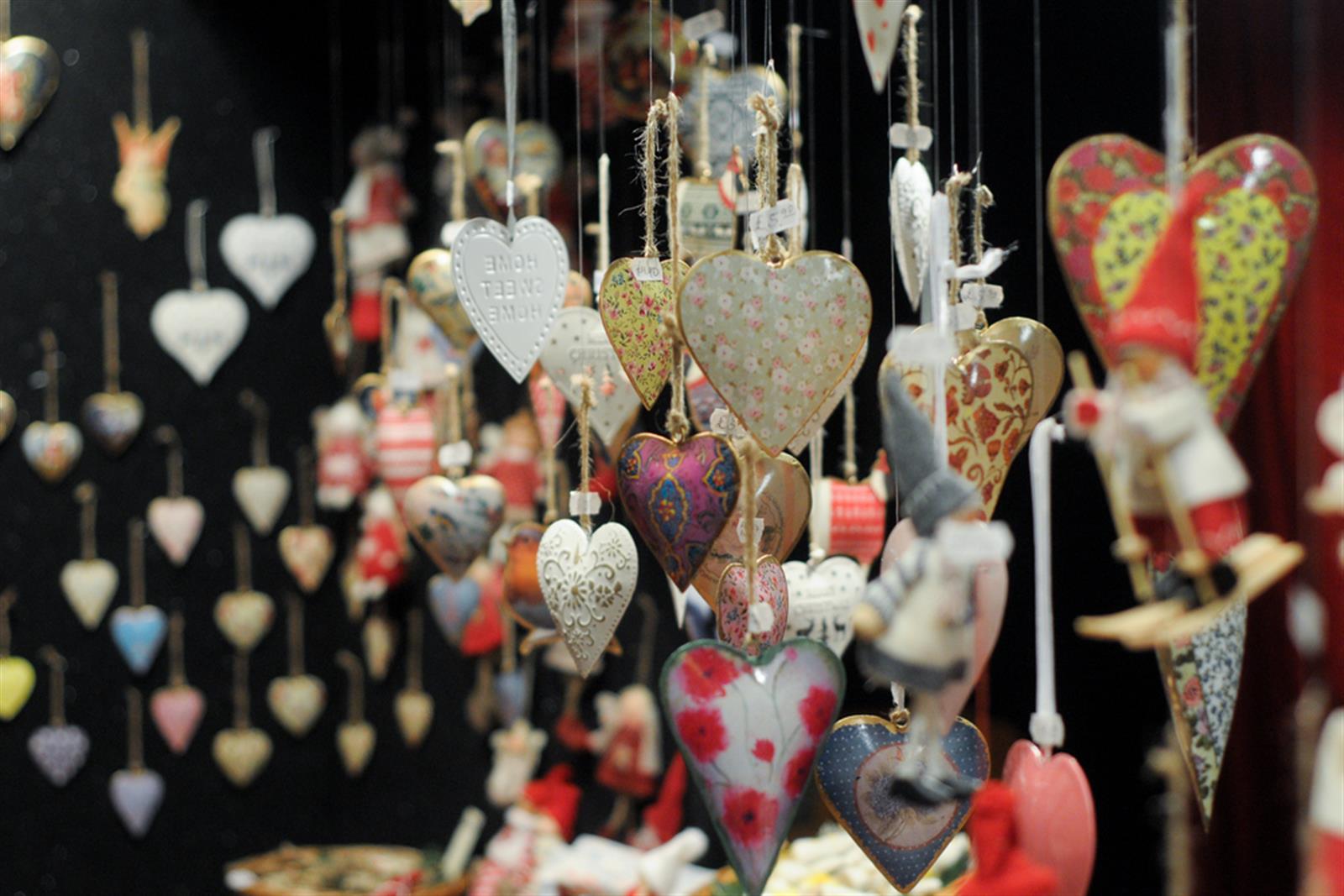 how to plan the Christmas party for your team